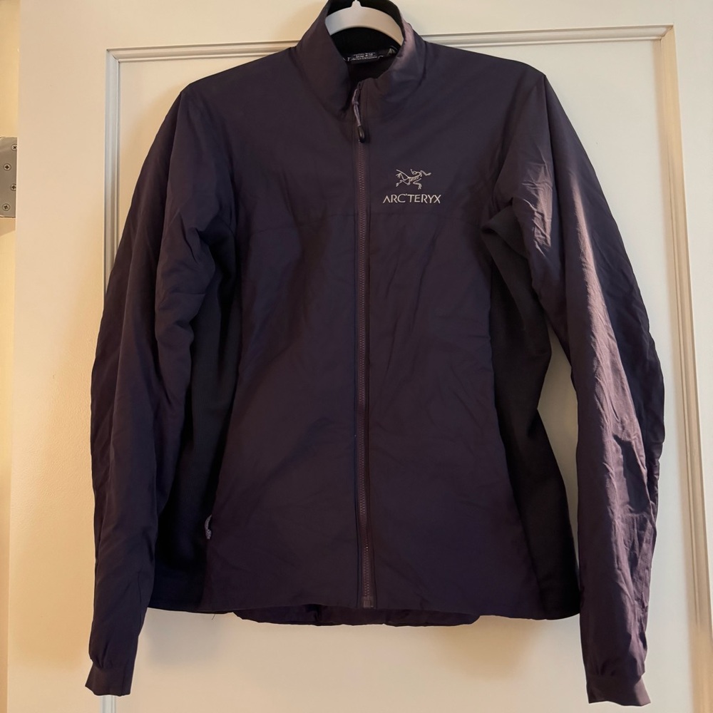 Arc'teryx Women's Atom LT Jacket - Purple